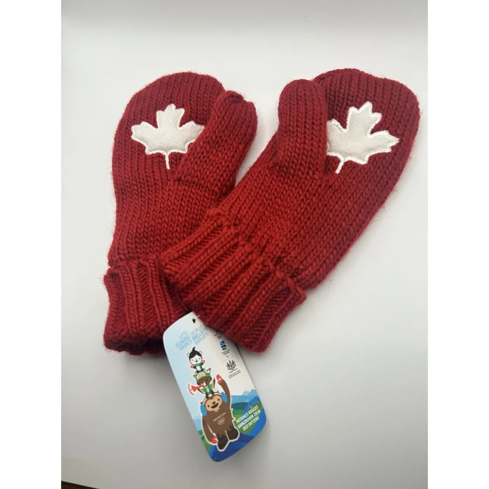 Vancouver 2010 Olympic Red Mittens NWT Canada Maple Leaf Winter Games